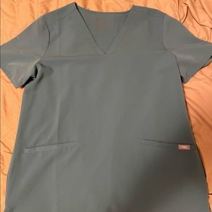 FIGS hydrogreen womens medium limited edition casma three pocket scrub top